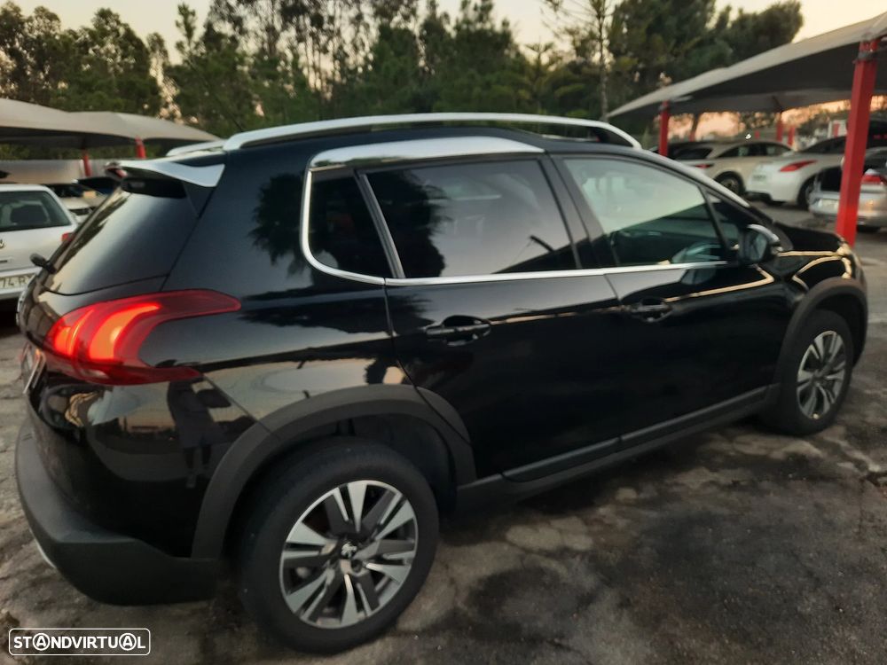Peugeot 2008 1.6 BlueHDi Allure - 17