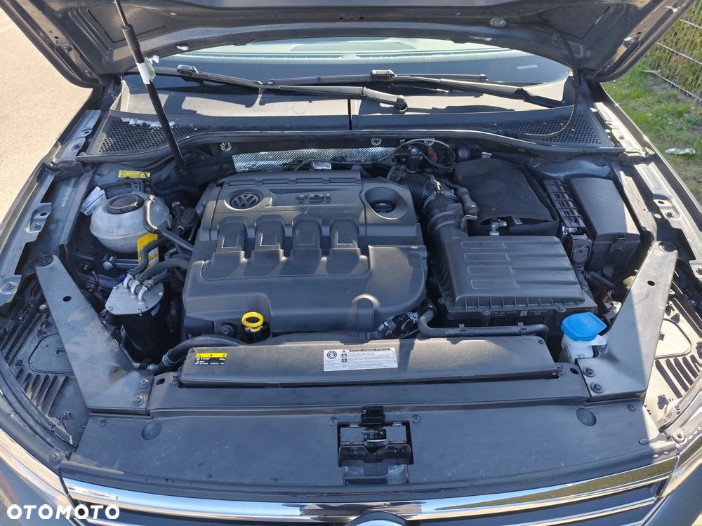Volkswagen Passat 2.0 TDI (BlueMotion Technology) Comfortline - 27