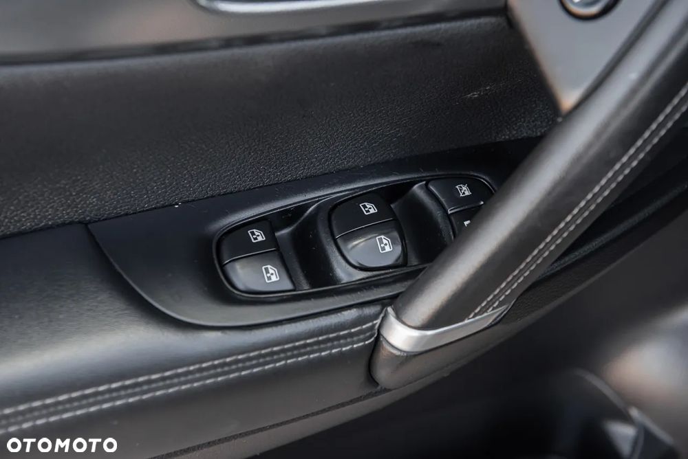 Nissan Qashqai - 17
