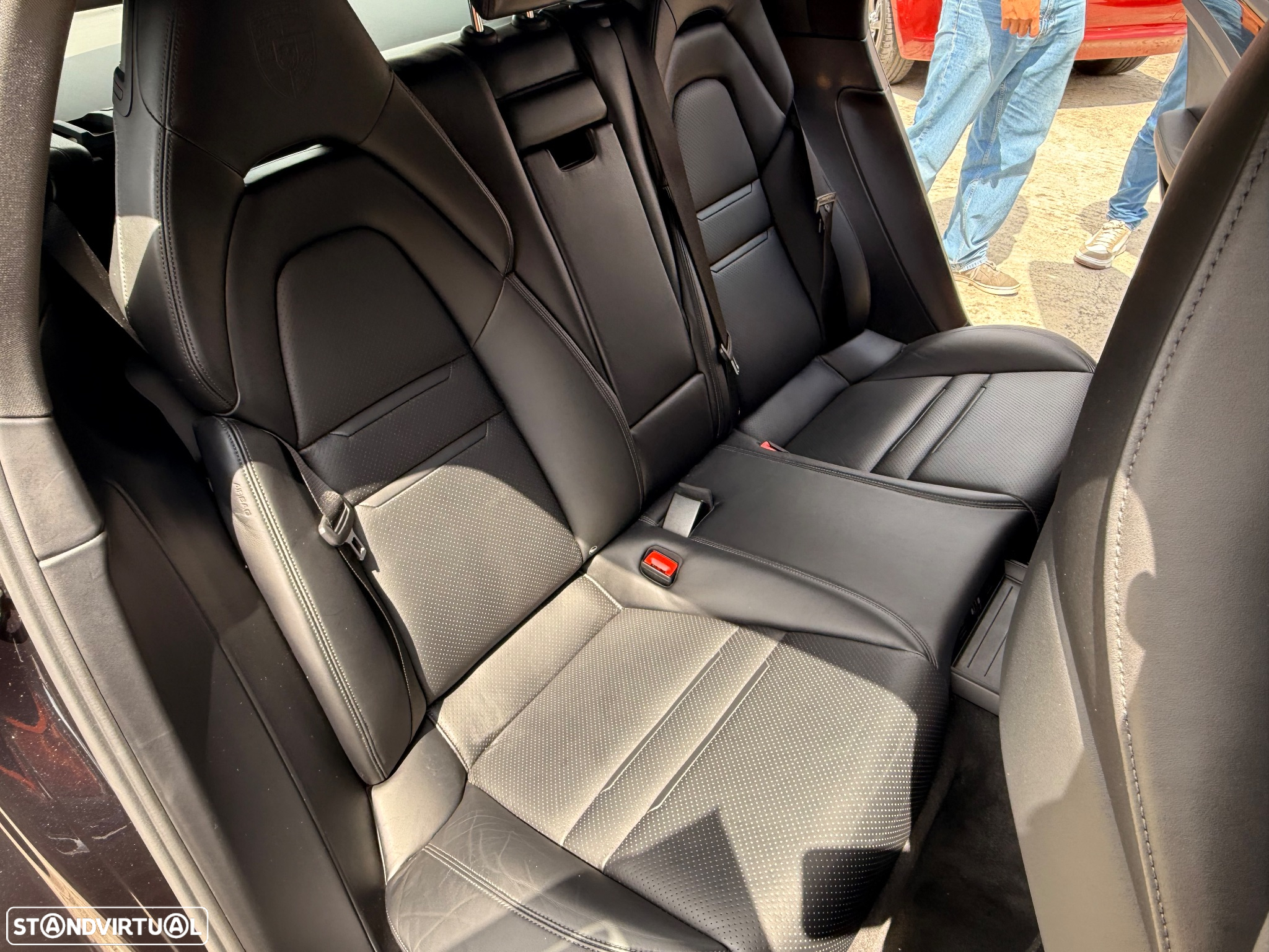 Porsche Panamera Sport Turismo 4 E-Hybrid 10 Years Edition - 12