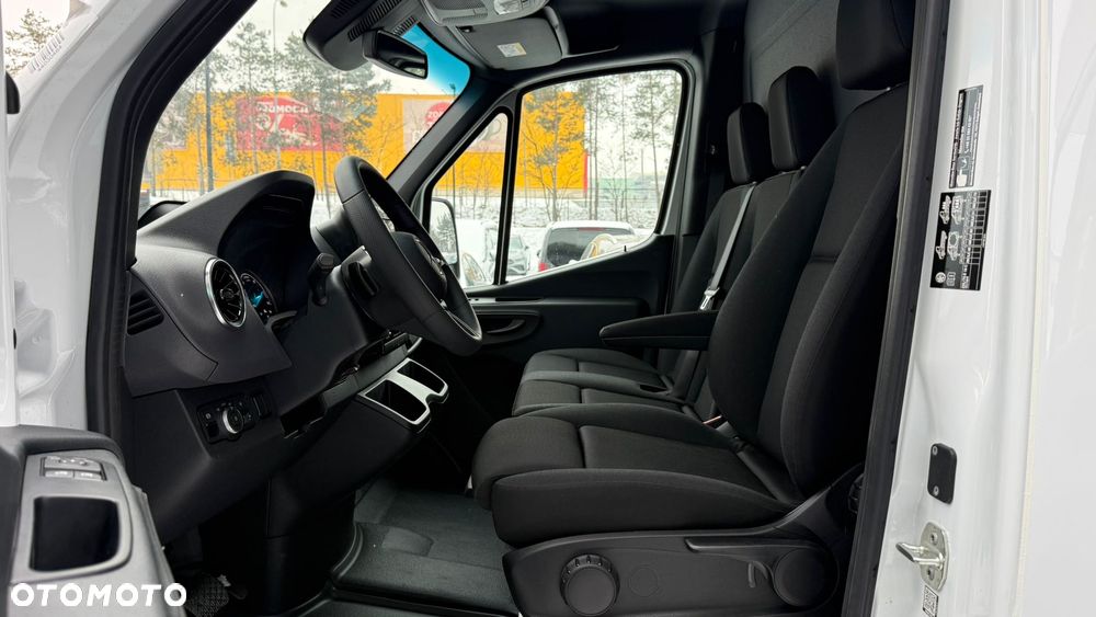 Mercedes-Benz eSprinter 420 Podwozie 4325 mm + Kontener - 14