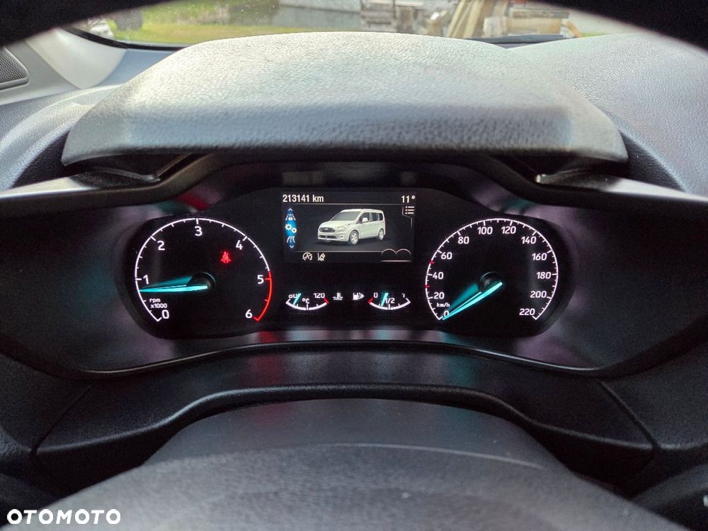 Ford Transit Connect - 17