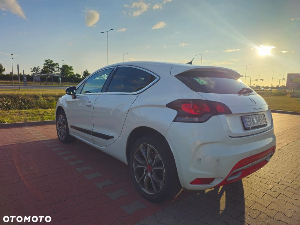 Citroën DS4 1.6 THP SoChic MCP - 3