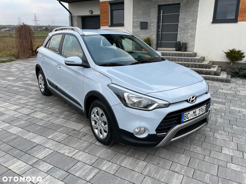 Hyundai i20 blue 1.4 Active Select - 1