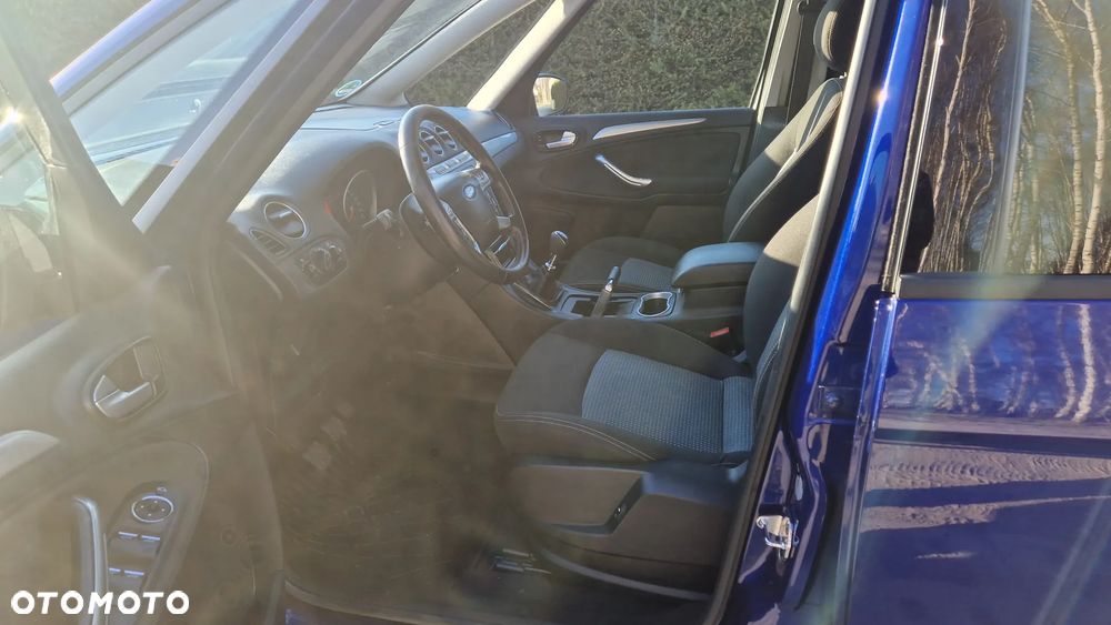 Ford Galaxy 2.0 TDCi Trend - 14