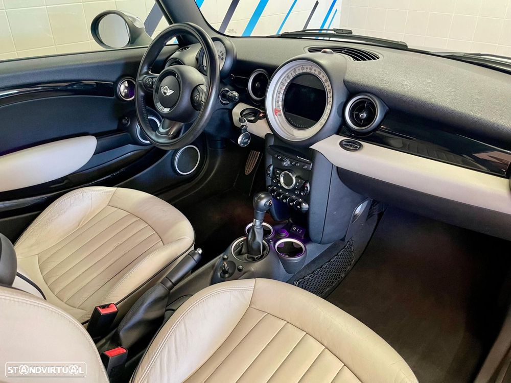 MINI 3 Portas Cooper S Auto - 31