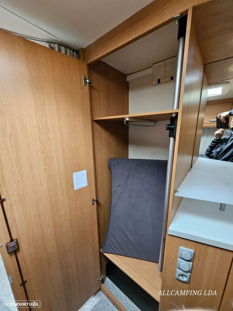 Knaus Sport TI CAMA FRANCESA SALÃO FACE TO FACE - 42