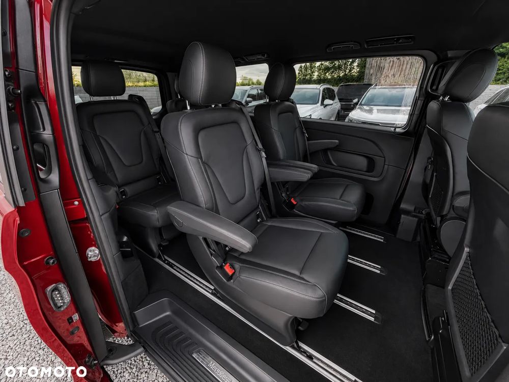 Mercedes-Benz Klasa V 300 d lang 4Matic 9G-TRONIC Avantgarde Edition - 32
