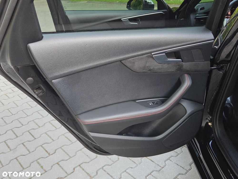 Audi A4 Avant 40 TDI S tronic S line - 30
