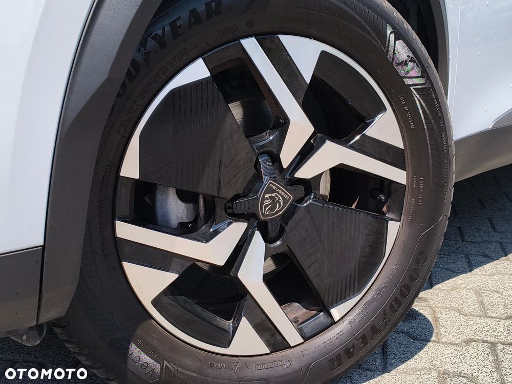 Peugeot 2008 1.2 PureTech Allure S&S EAT8 - 10