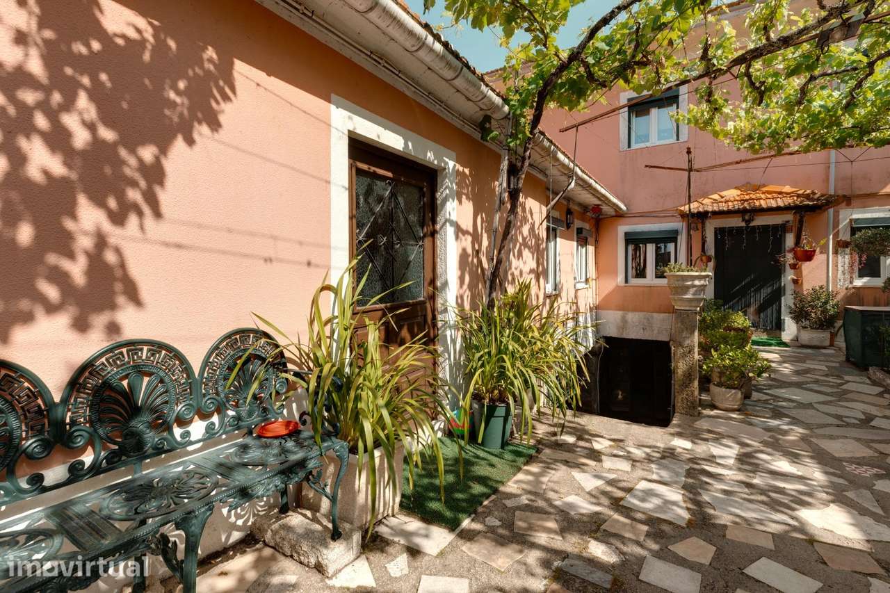 Moradia T5+1 com Anexos e Terreno | Sapardos, Vila Nova de Cerveira - Grande imagem: 3/45