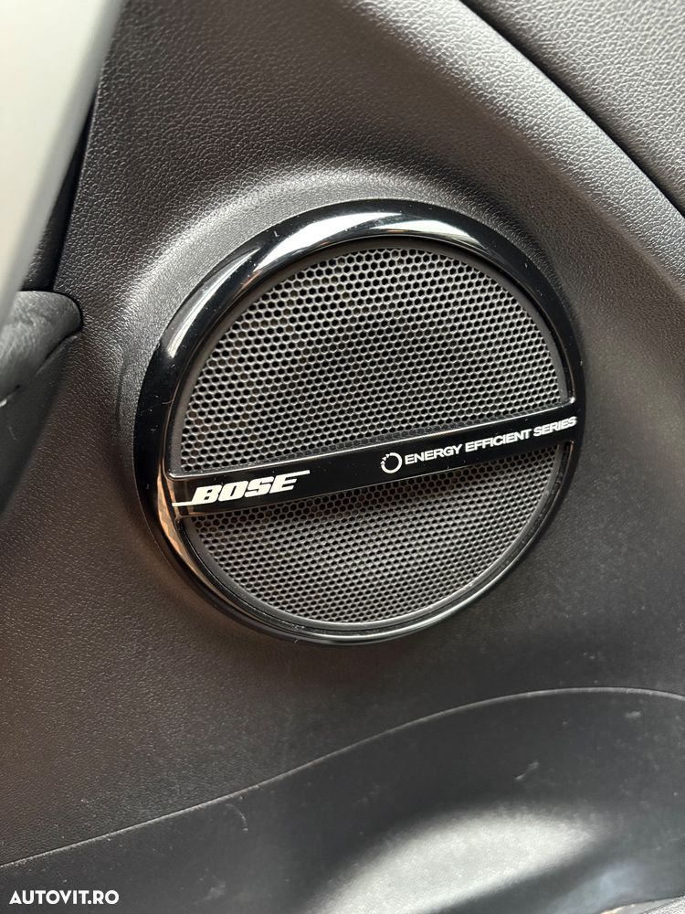 Renault Megane Grandtour ENERGY TCe 115 Start & Stopp Bose Edition - 10