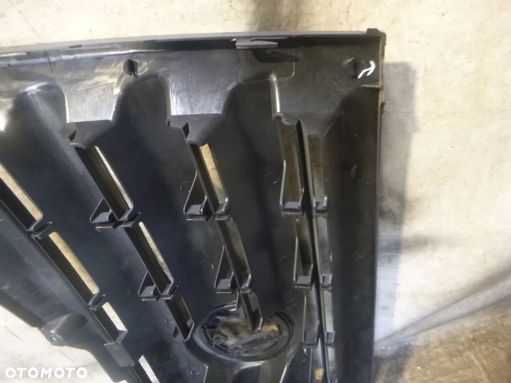 volkswagen crafter grill atrapa - 4