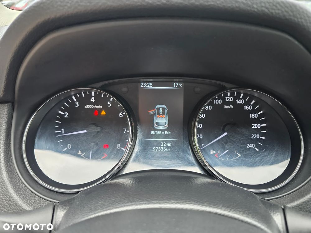 Nissan Qashqai 1.2 DIG-T Acenta EU6 - 22