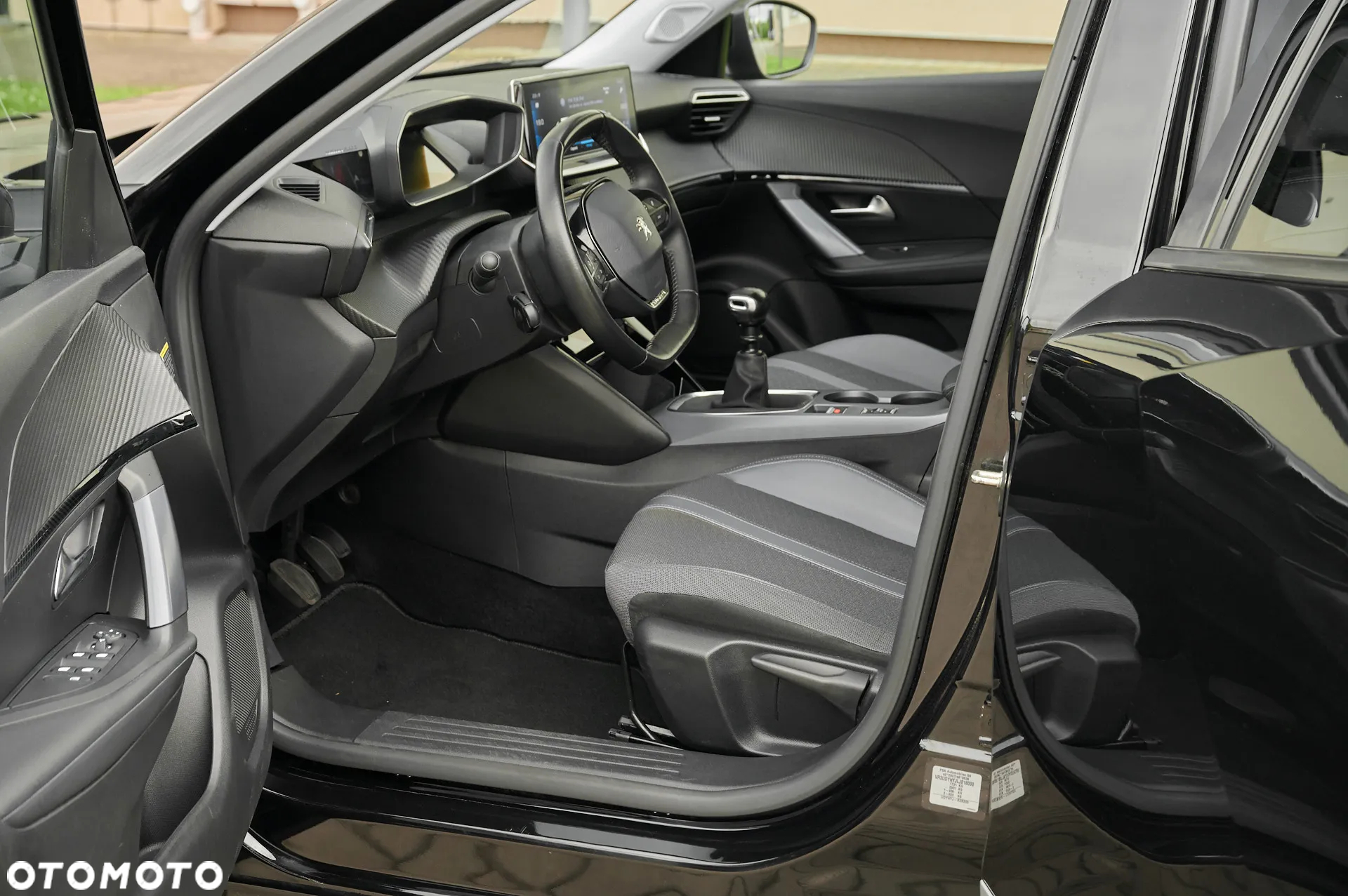 Peugeot 2008 1.5 BlueHDi Allure - 21