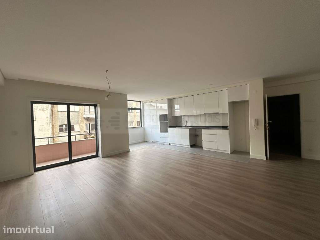 T3 no Centro Histórico com o maior privilégio da zona: Garagem Fechada - Grande imagem: 4/19