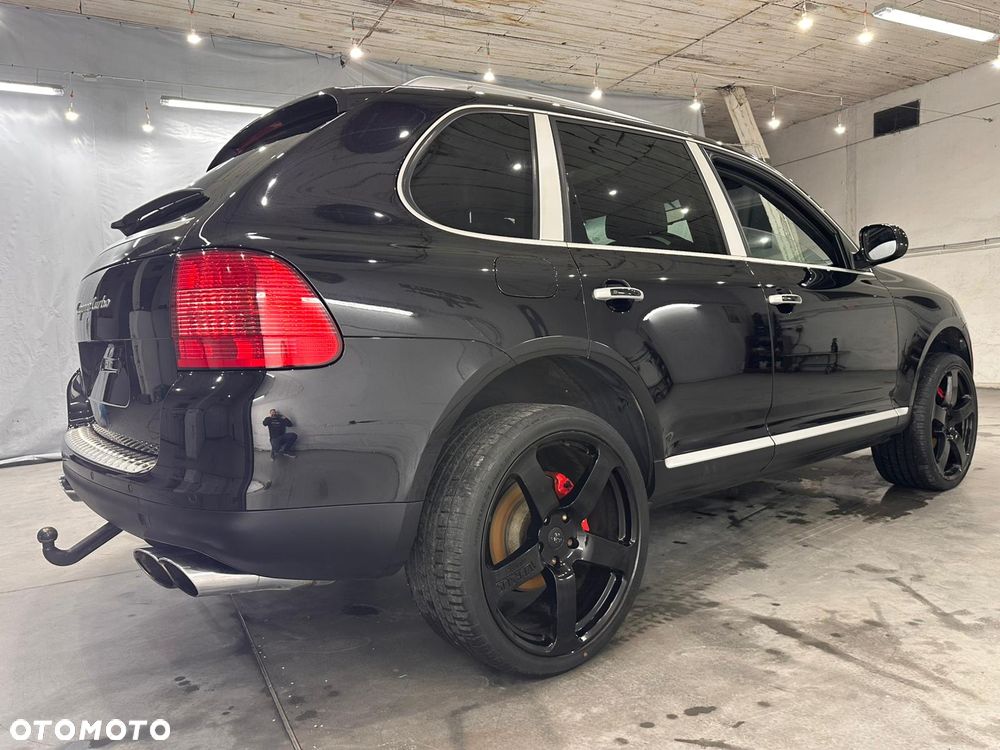 Porsche Cayenne - 9