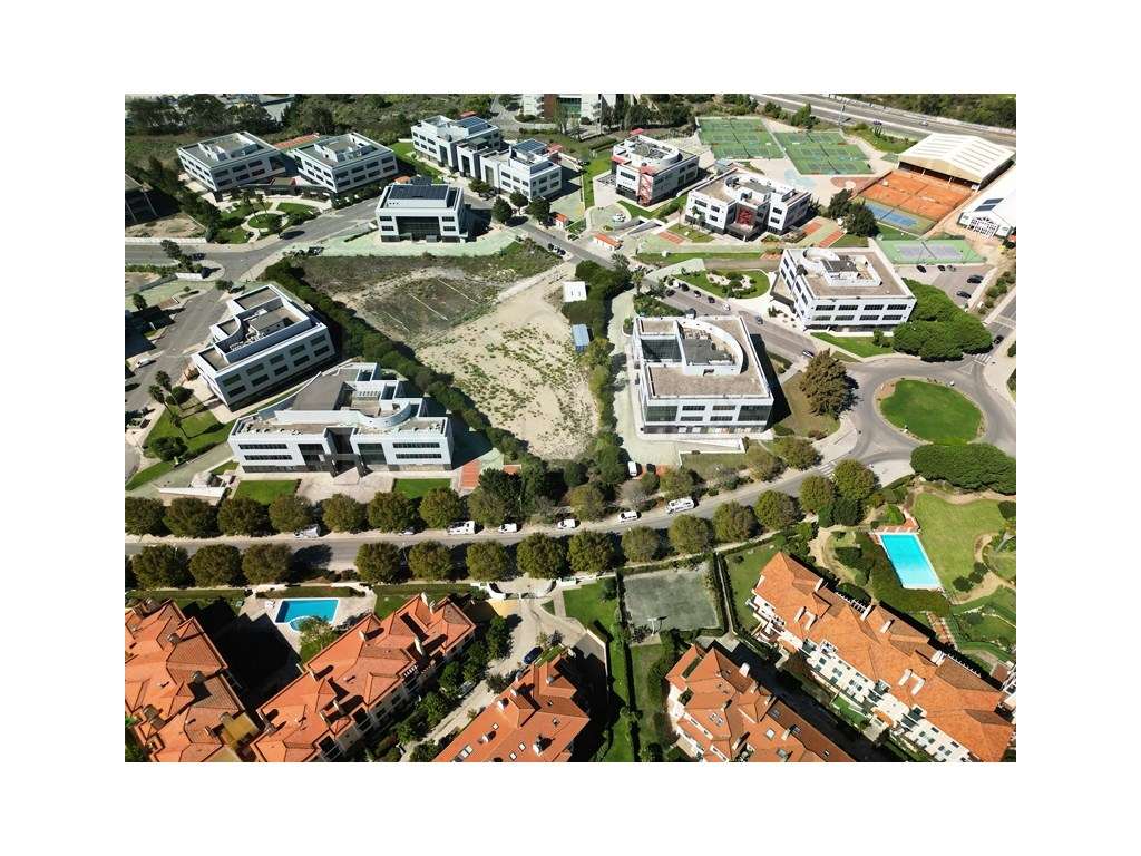 Lote de terreno para construção com 4906m2, na Quinta da Beloura, S... - Grande imagem: 4/56