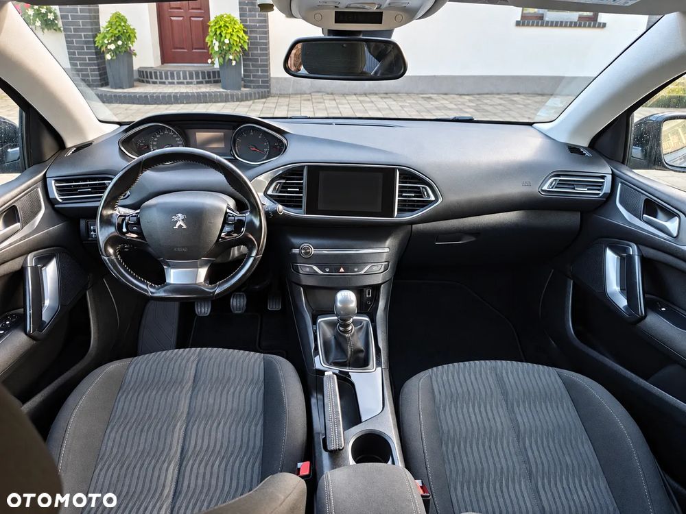 Peugeot 308 - 5