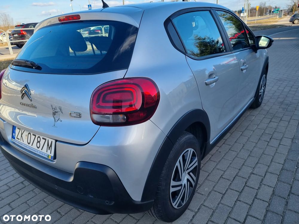Citroën C3 Pure Tech 82 SHINE - 8