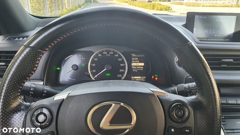 Lexus CT 200h F Sport - 6