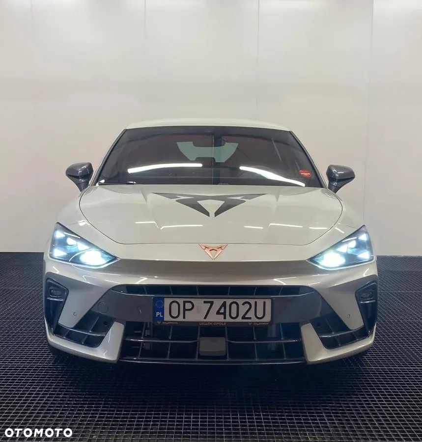 Cupra Leon 1.5 eTSI DSG - 4
