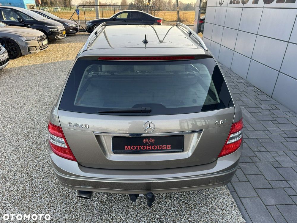 Mercedes-Benz Klasa C - 11