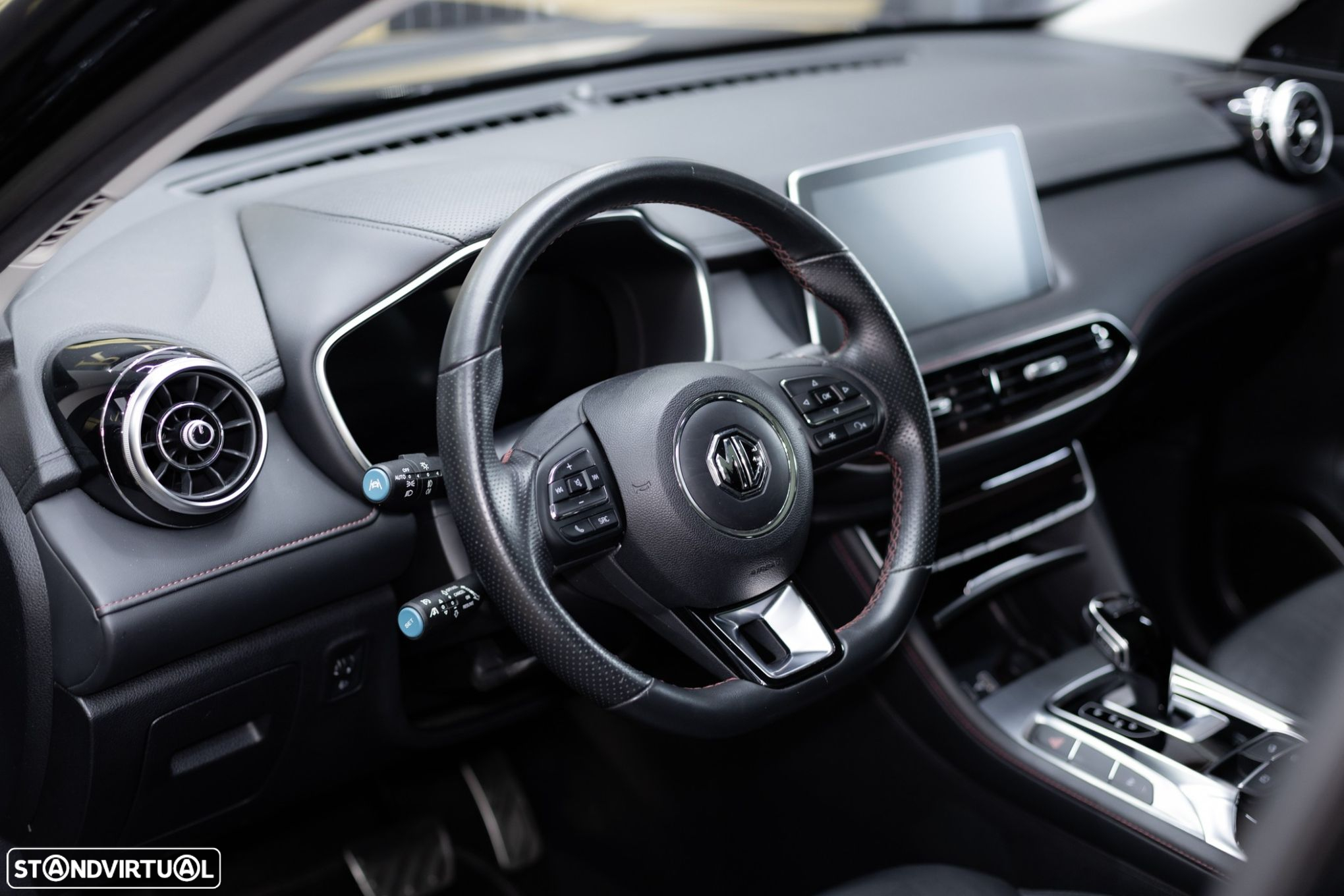MG EHS 1.5T-GDI PHEV Luxury - 25