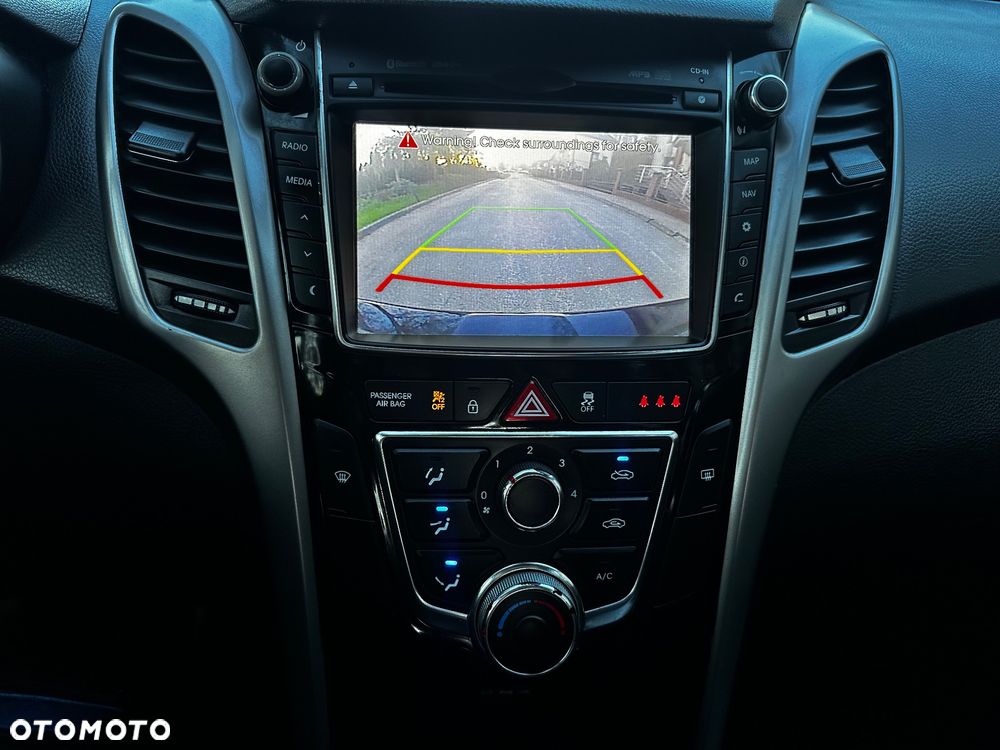Hyundai i30 1.4 Premium - 9