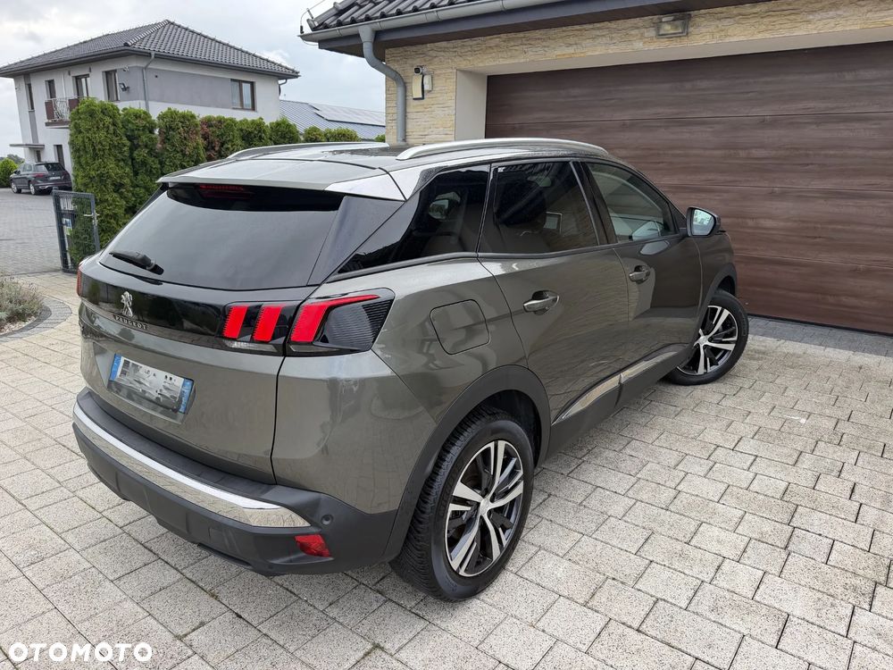 Peugeot 3008 1.2 PureTech Allure Pack S&S - 10