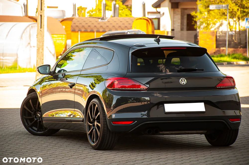 Volkswagen Scirocco 2.0 TSI (BlueMotion Technology) DSG - 16
