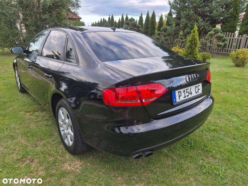 Audi A4 Limousine - 7