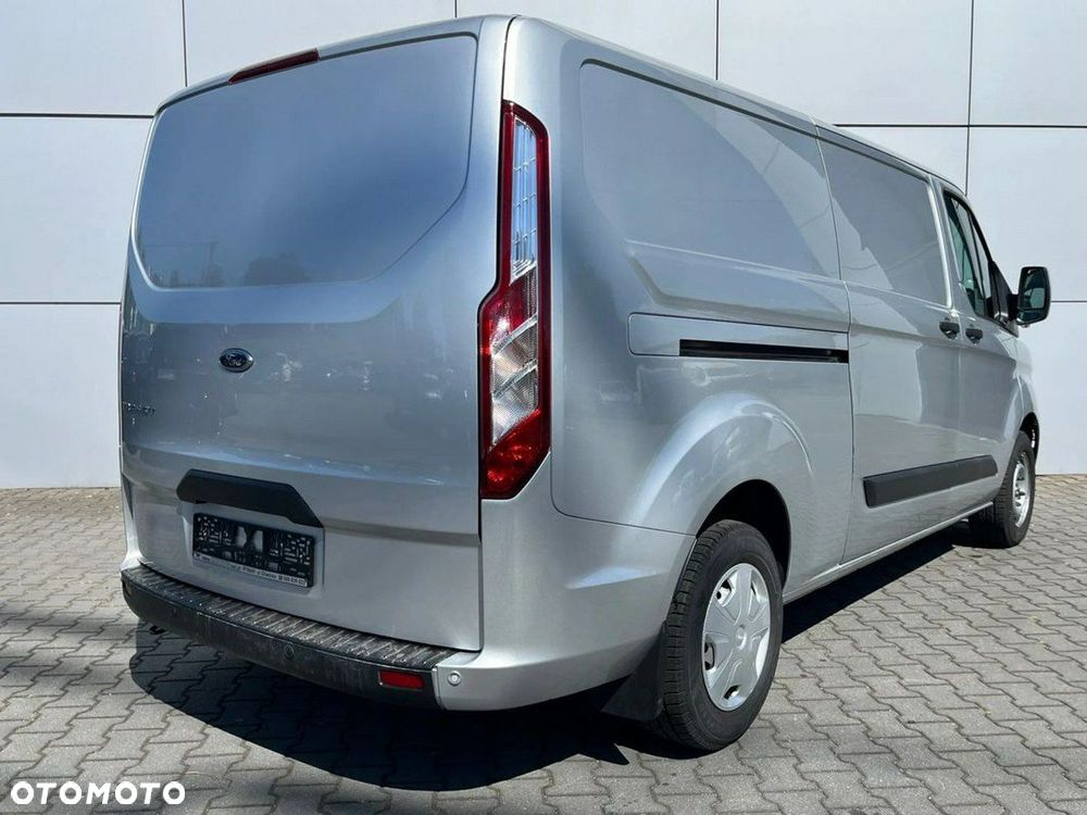 Ford Transit Custom - 13