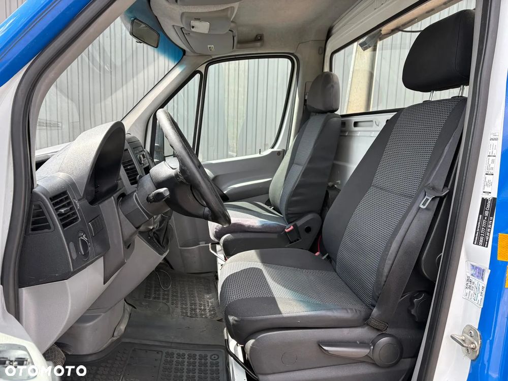 Mercedes-Benz Sprinter - 18