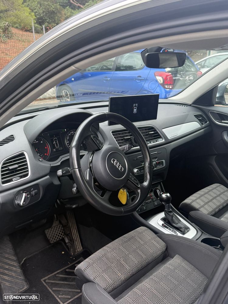 Audi Q3 2.0 TDI S tronic - 10