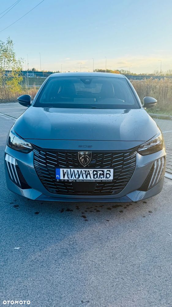 Peugeot 208 1.2 mHEV GT - 10