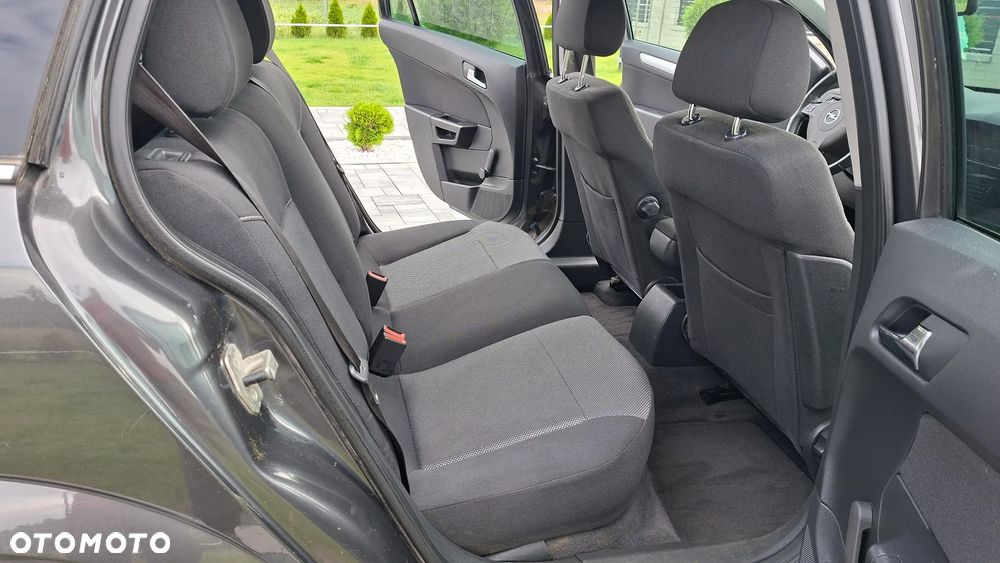 Opel Astra - 11