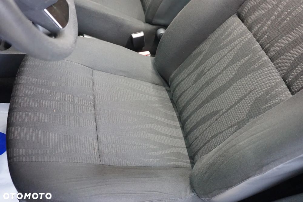 Dacia Duster 1.6 16V 4x2 - 24