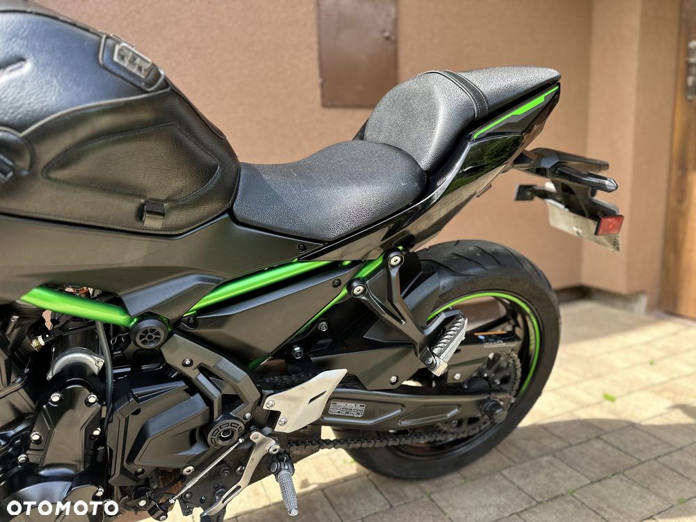 Kawasaki Z 650 - 12