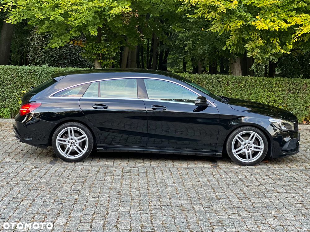 Mercedes-Benz CLA 200 7G-DCT AMG Line - 20