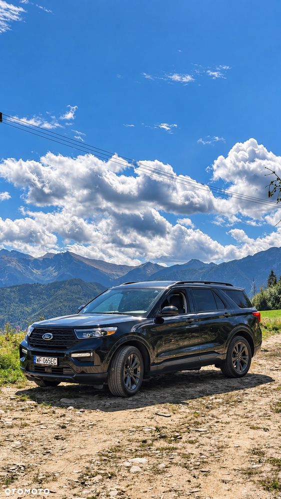 Ford Explorer - 1