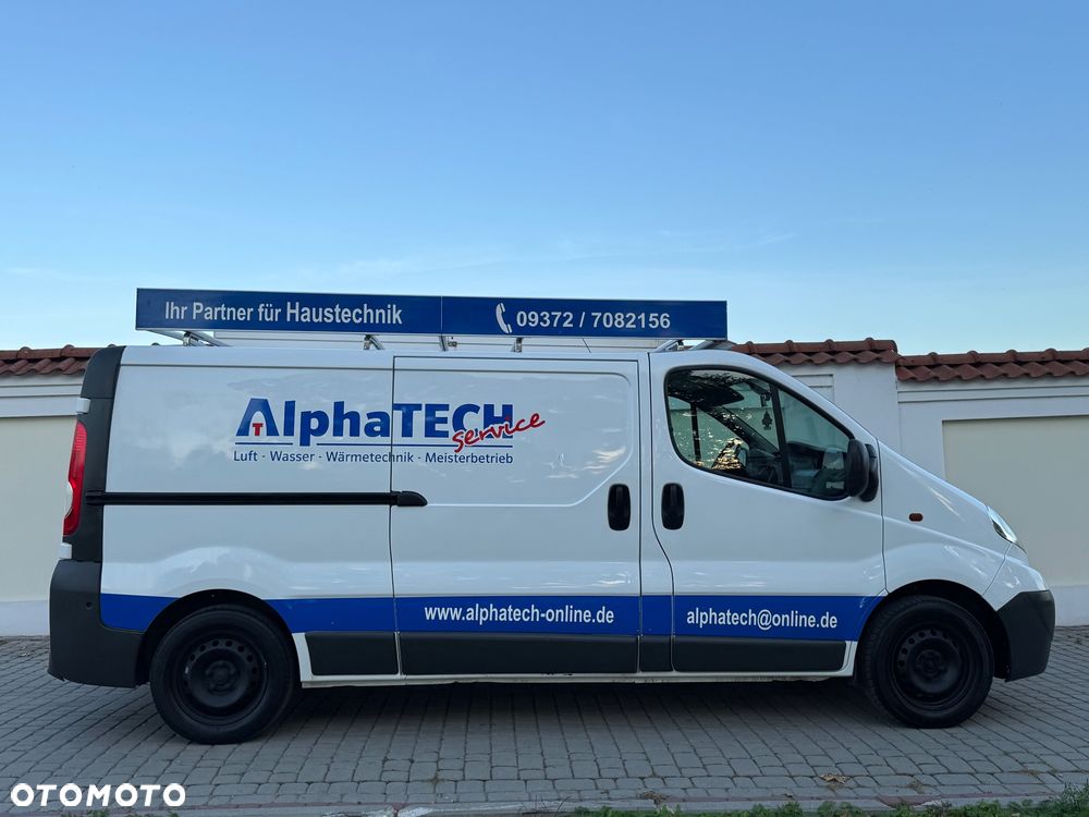 Opel Vivaro - 11