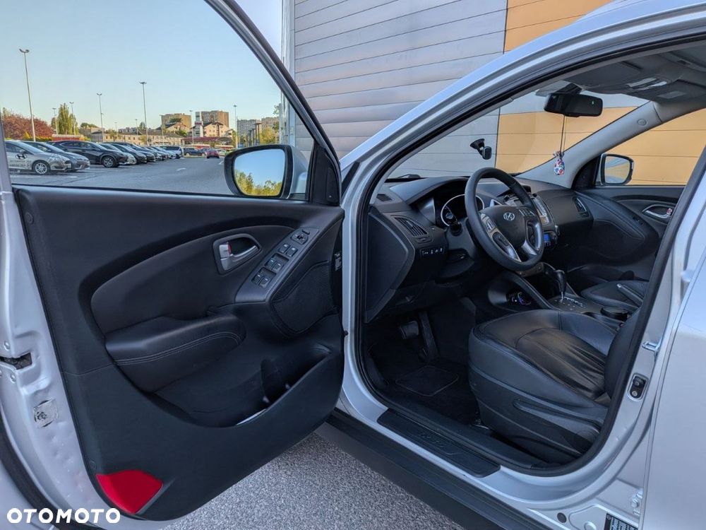 Hyundai ix35 2.0 CRDi 4WD Automatik Premium - 12