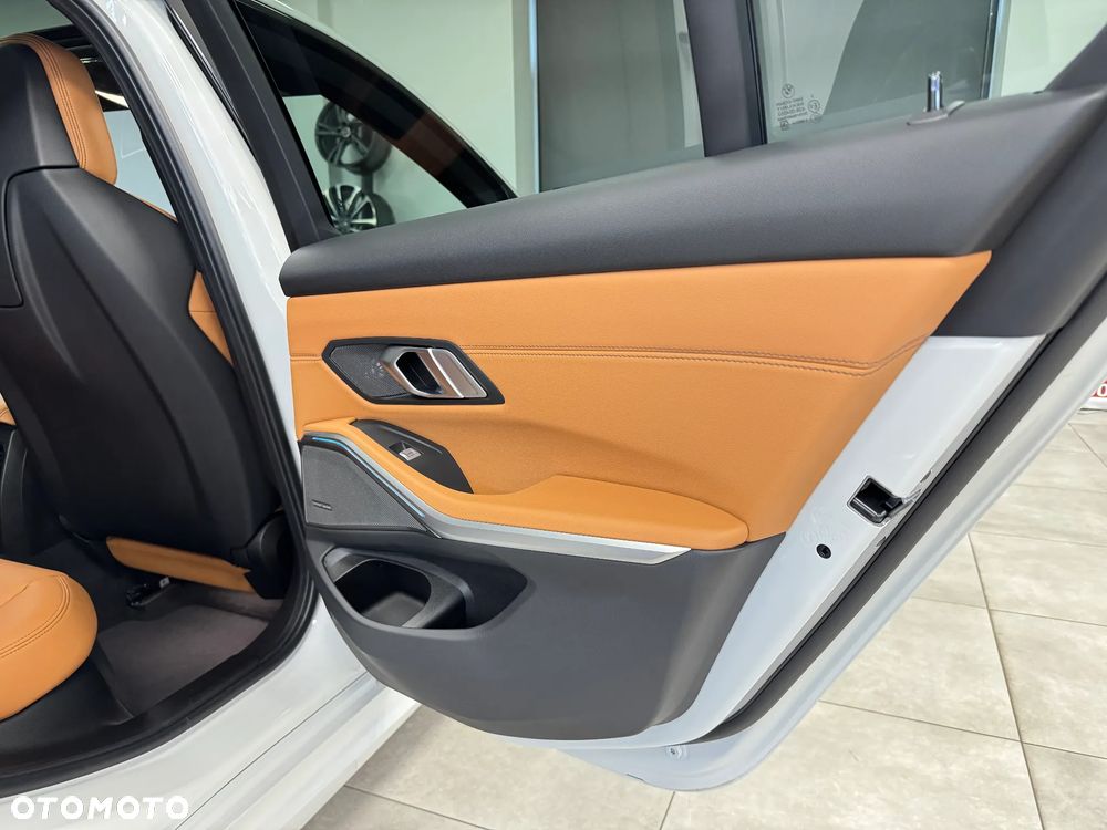 BMW Seria 3 - 11