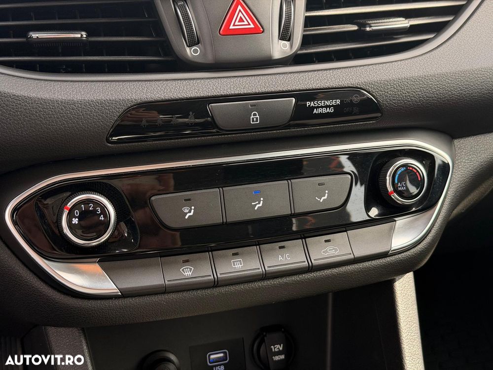 Hyundai i30 1.5 110CP 5DR M/T Comfort - 21