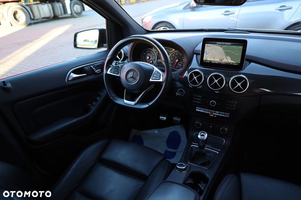 Mercedes-Benz Klasa B 200 UrbanStyle Edition - 26