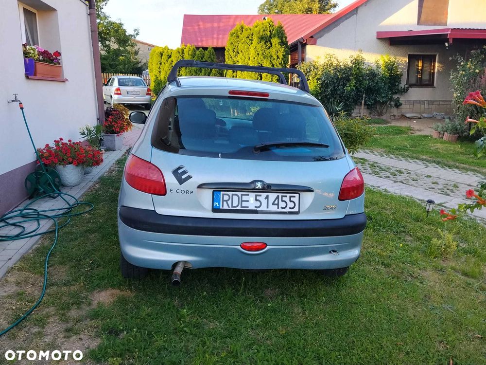 Peugeot 206 - 4