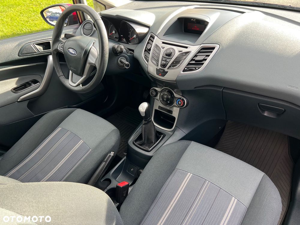 Hyundai i10 - 17