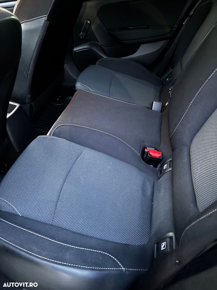 Renault Megane 1.5 dCi Dynamique - 8