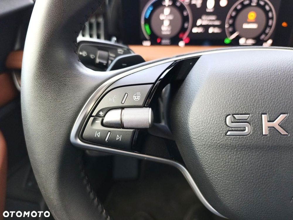 Skoda Superb 1.5 TSI Plug-in Hybrid L&K DSG - 33
